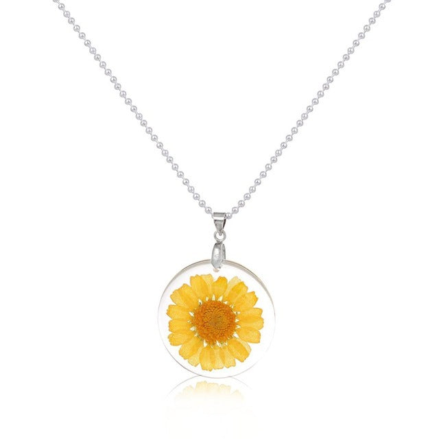 Bohemian Dried Flower Daisy Necklace