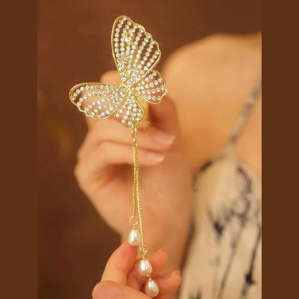 Butterfly Diamond Tassel Horsetail Hair Clip