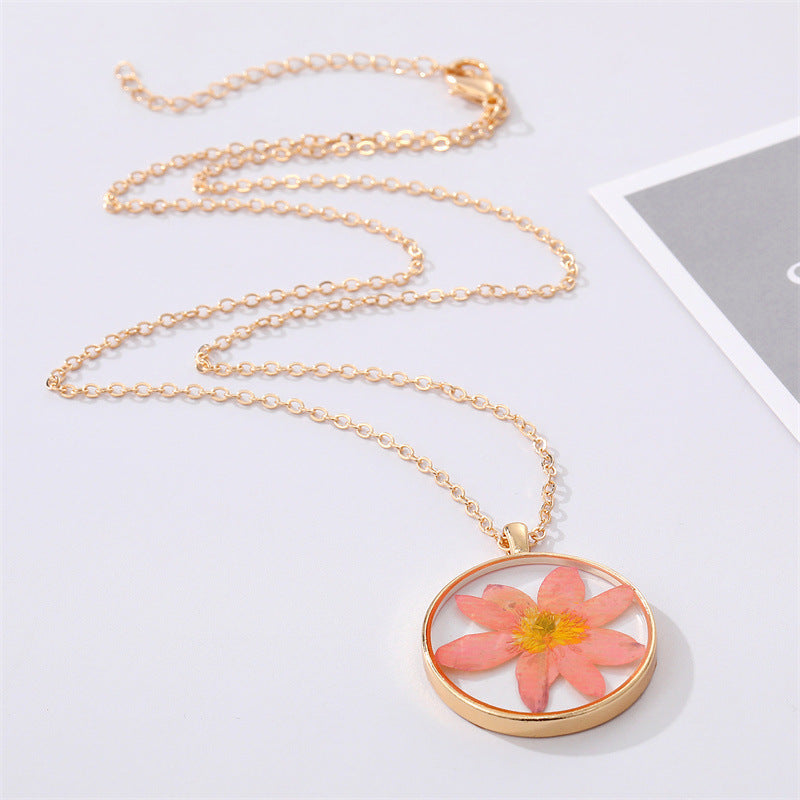 Vintage Creative Round Resin Dried Flower Necklace