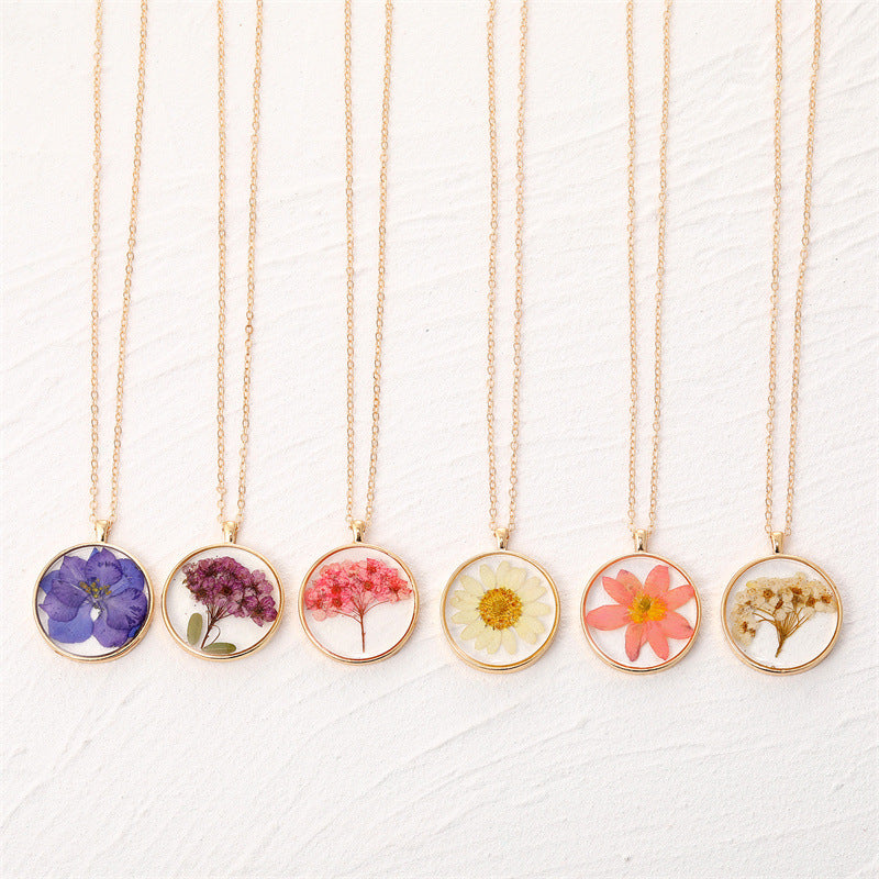 Vintage Creative Round Resin Dried Flower Necklace