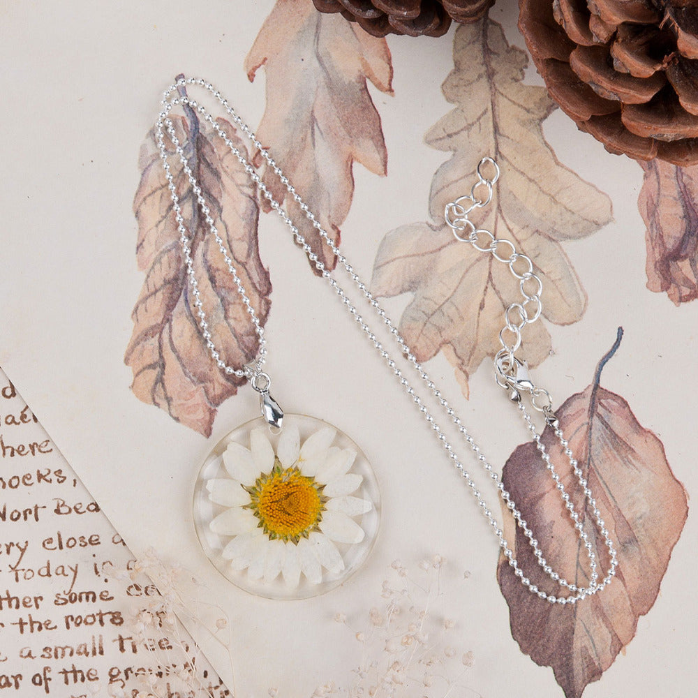 Bohemian Dried Flower Daisy Necklace