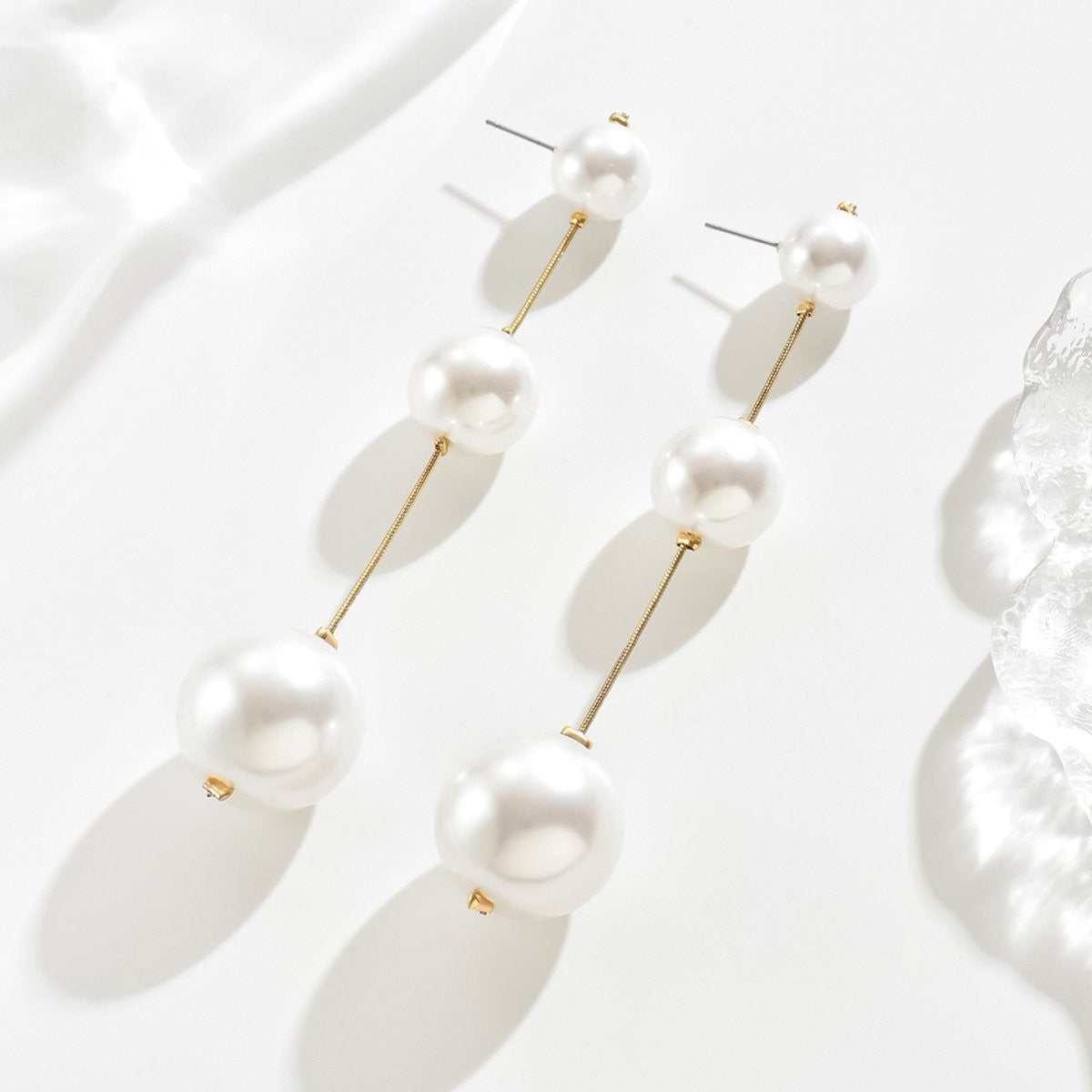 Elegant Pearl Stud Earrings  Classic And  Comfortable Earrings